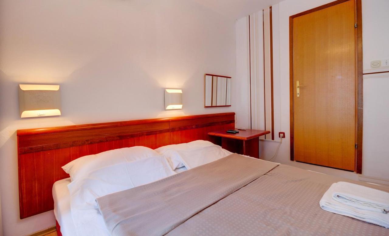 Veli Lošinj Villa Mozart المظهر الخارجي الصورة